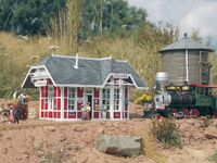 Piko G - 62230 - G Bahnhof Clear Water