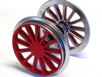 Piko G - 36179 - G Radsatz verchromt mit Zahnrad und Haftreifen für BR 194