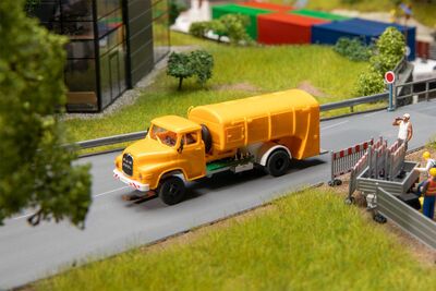 Faller - 161440 - MAN 635 Kurzhauber Müllwagen (BREKINA) - Artikelbild