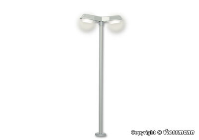 Viessmann H0 - 6097 - H0 Straßenleuchte modern, doppelt, 2 LEDs weiß - Artikelbild