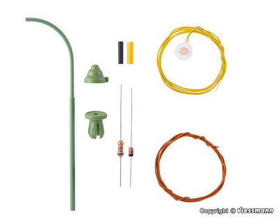 Viessmann H0 - 6729 - H0 Bausatz Bogen-Gaslaterne grün, LED warmweiß - Artikelbild