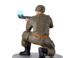 Viessmann H0 - 1531 - H0 Soldat, kniend mit Gewehr und Mündungsfeuer - Artikelbild