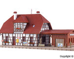Vollmer H0 - 43501 - H0 Bahnhof Spatzenhausen **Auslauf** - Artikelbild