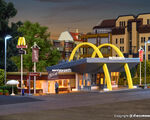 Vollmer H0 - 43635 - H0 McDonald´s Schnellrestaurant mit McCafé - Artikelbild