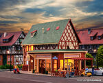 Vollmer H0 - 43681 - H0 Luigi´s Pizzeria mit Inneneinrichtung und LED-Beleuchtung, Funktionsbausatz - Artikelbild