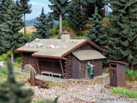 Vollmer H0 - 43708 - H0 Jagdhütte mit Brunnen und Häuschen mit Herz