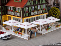 Vollmer H0 - 45138 - H0 Biergarten-Schirme, 4 Stück