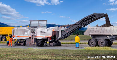 Kibri H0 - 11653 - H0 WIRTGEN Straßenfräse - Artikelbild