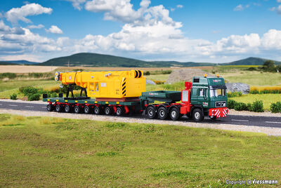 Kibri H0 - 13600 - H0 MAN SK mit SCHEUERLE Plattformwagen und Oberteil Schienenkran **Auslauf** - Artikelbild