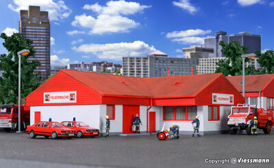 Kibri H0 - 39220 - H0 Feuerwehr Verwaltungsgebäude - Artikelbild