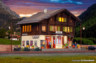 Kibri H0 - 39497 - H0 Bahnhof Litzirüti inkl. Hausbeleuchtungs- Startset - Artikelbild