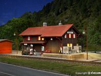 Kibri H0 - 39519 - H0 Bahnhof Surava inkl. Hausbeleuchtungs- Startset