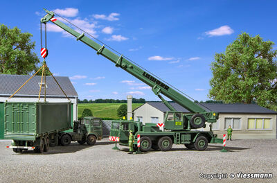 Kibri H0 - 18043 - H0 Bundeswehr LIEBHERR Mobilkran LTM 1050/3 - Artikelbild