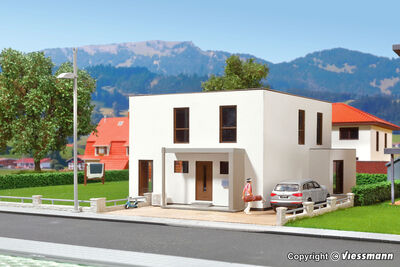 Kibri - 38339 - H0 Kubushaus Lina mit Terrasse - Polyplate Bausatz - Artikelbild