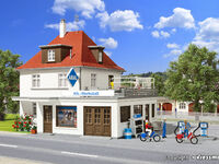 Kibri H0 - 38202 - H0 Wohnhaus mit Werkstatt
