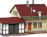 Faller H0 - 131358 - Siedlerhaus mit Anbau - Artikelbild