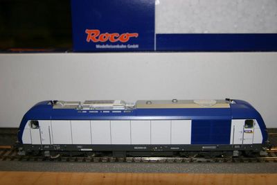 14.12. Roco 62830 Diesellok DE2000 NOB Gleichstrom - Artikelbild