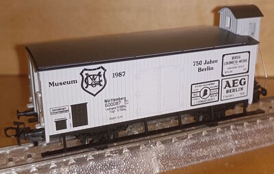 Märklin Museumswagen 1987 gedeckter Güterwagen NEUWERTIG - Artikelbild