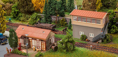 Faller 120113 Stellwerk Calw Süd mit Güterschuppen NEU - OVP - Artikelbild