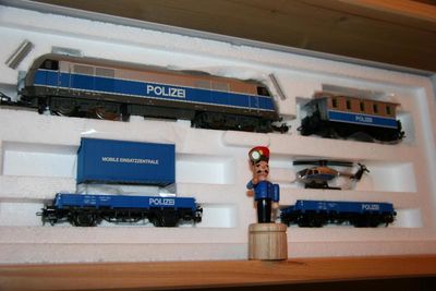 Märklin 26566 Polizeizug 1 - Artikelbild