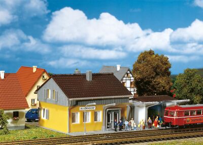 Faller - 282706 - Haltepunkt Blumendorf - Artikelbild