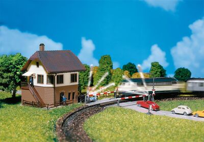 Faller N - 222170 - Bahnübergang mit Stellwerk - Artikelbild