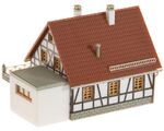 Faller N - 232215 - Fachwerkhaus mit Garage - Artikelbild