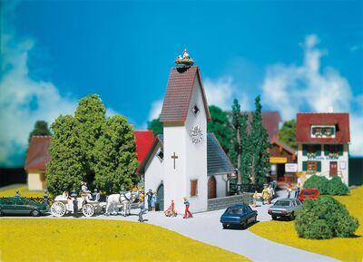 Faller H0 - 130236 - Dorfkirche - Artikelbild