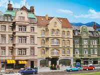 Faller H0 - 130447 - Stadthaus mit Kneipe