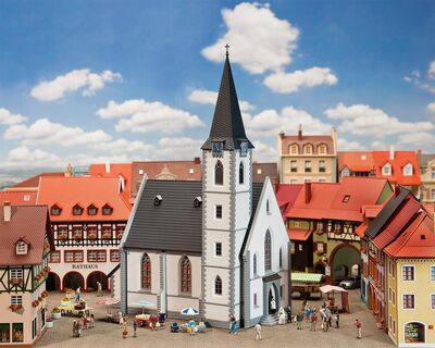 Faller H0 - 130490 - Kleinstadtkirche - Artikelbild
