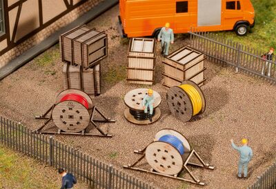 Faller H0 - 180617 - Transportkisten und Leitungsrollen - Artikelbild