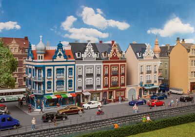 Faller H0 - 130701 - Stadthäuserzeile Beethovenstraße - Artikelbild