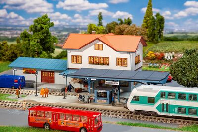 Faller H0 - 120106 - Bahnsteig - Artikelbild