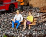 Faller - 331501 - 2 Sitzende Personen - Artikelbild