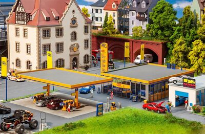 Faller H0 - 130589 - Tankstelle - Artikelbild