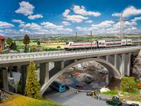 Faller H0 - 120505 - Moderne Bogenbrücke