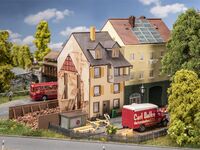 Faller H0 - 130692 - Altstadthaus mit Bretterzaun