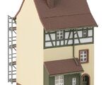 Faller N - 232175 - Altstadthaus mit Gerüst - Artikelbild