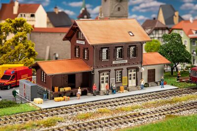 Faller H0 - 110133 - Bahnhof Kleinengstingen - Artikelbild