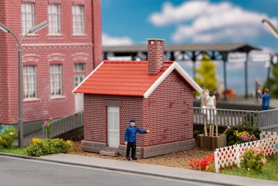 Faller H0 - 120306 - Bahnbude mit Bahnwärter - Artikelbild