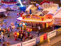 Faller H0 - 140474 - Süßigkeitenbude und Ballonkünstler