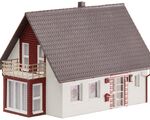Faller H0 - 130318 - Einfamilienhaus, weinrot - Artikelbild