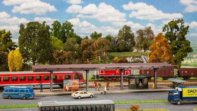Faller H0 - 131366 - 2 Bahnsteige - Artikelbild