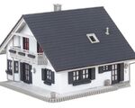 Faller H0 - 130640 - Saniertes Einfamilienhaus - Artikelbild