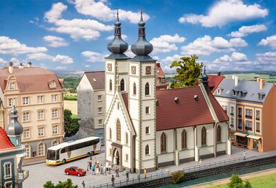 Faller H0 - 130629 - Stadtkirche - Artikelbild