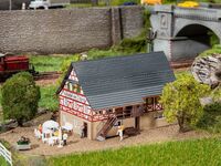 Faller N - 232192 - Bauernhaus mit Gastwirtschaft